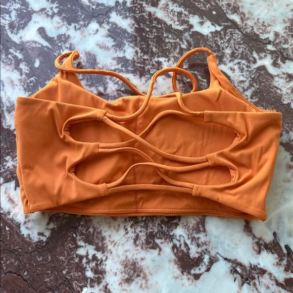 Colorful Sports Bras Collection - Picture 2 of 9